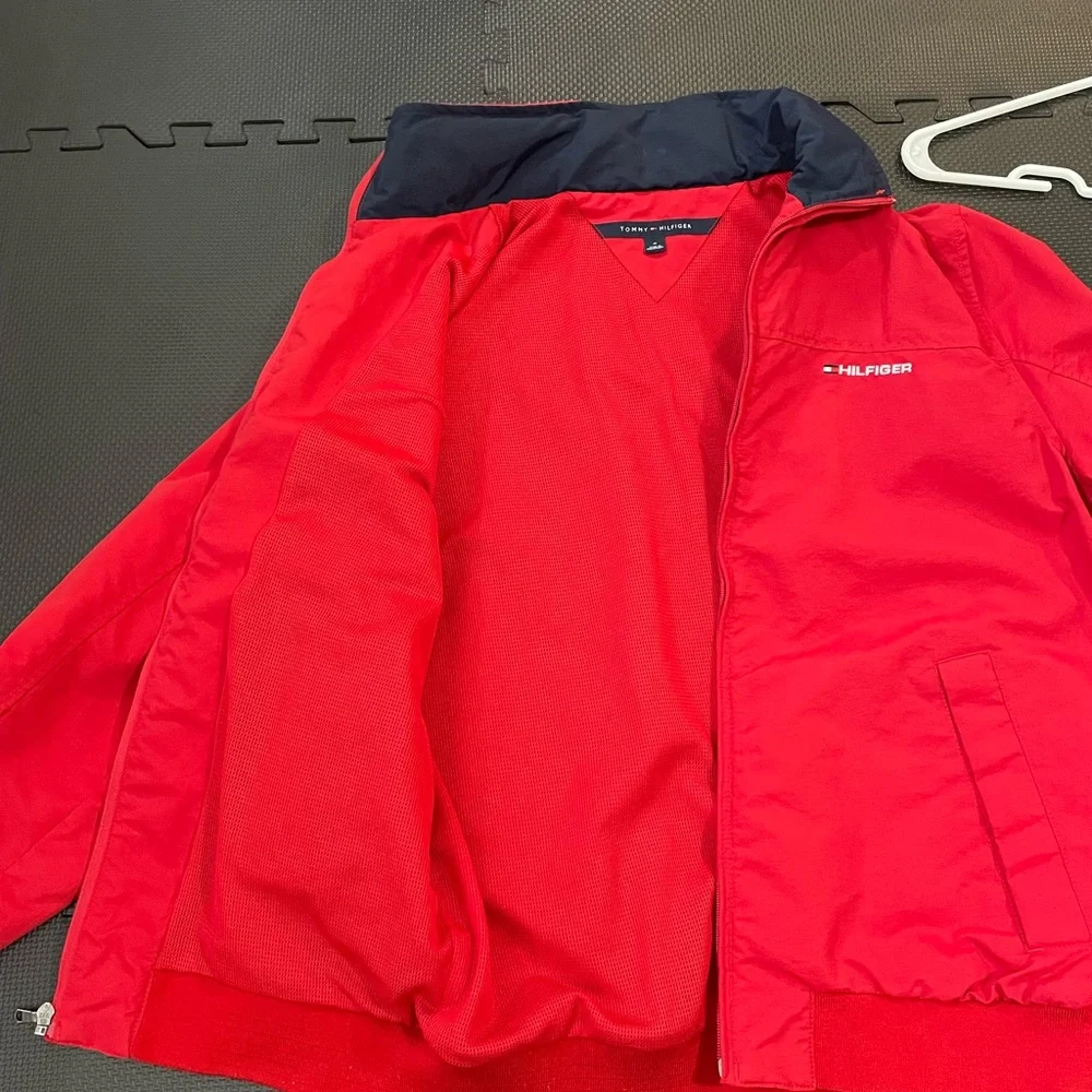 Tommy Hilfiger light winter jacket red in color - Picture 6 of 7